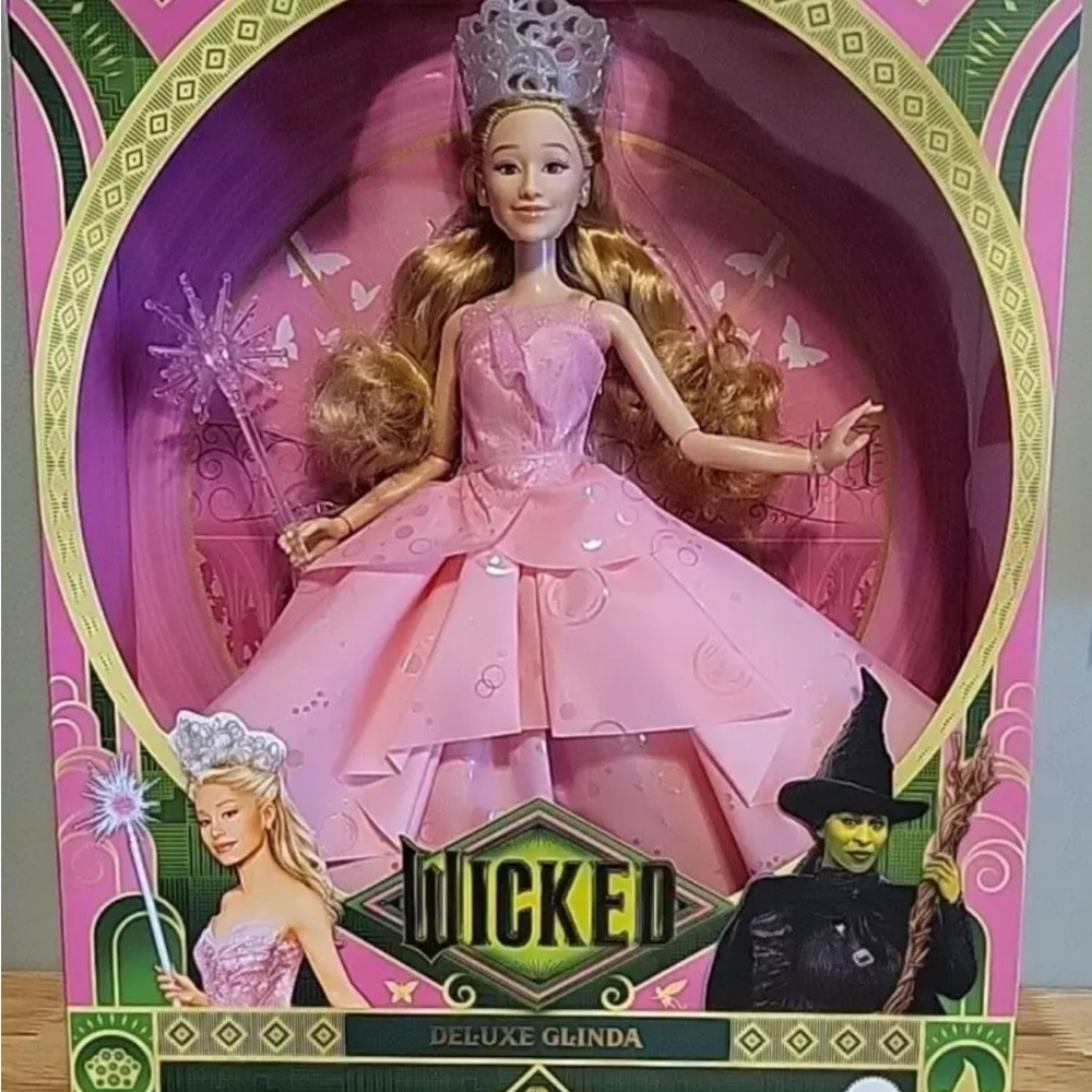 *Mint Deluxe Glinda Doll - Misprint URL Error Misprint- RARE